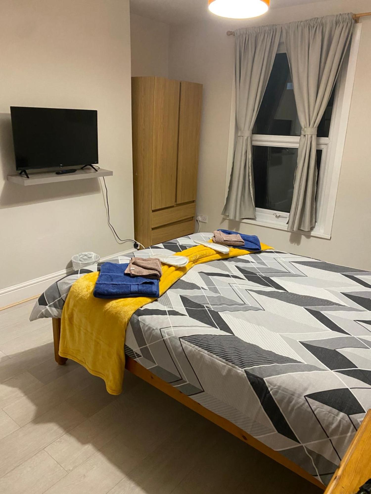 Hostel Denis Lincoln Zewnętrze zdjęcie